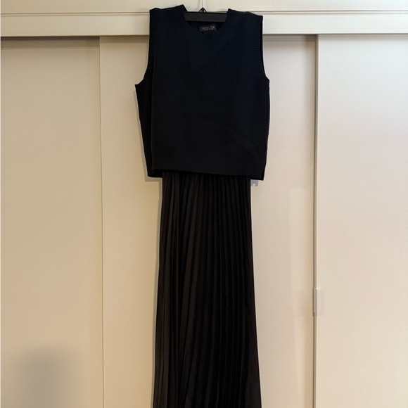 2 in 1 Rachel Zoe Black pleatted knit dress - Picture 1 of 6